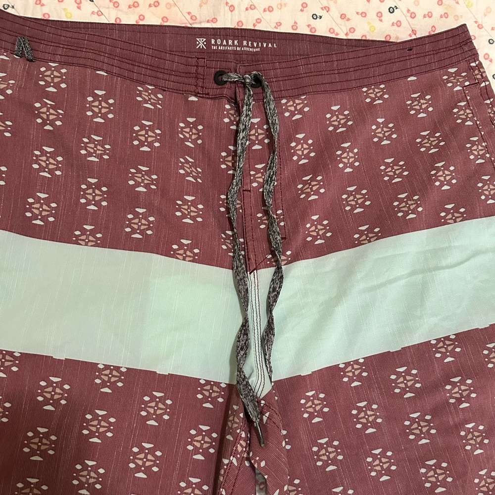 Roark revival board shorts XL 40” waist “the darkness” print.